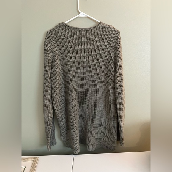 Oversized Chunky Knit Sweater - Picture 3 of 4